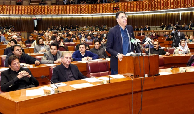 تحریک انصاف نے 44 اراکین اسمبلی کے استعفے واپس مانگ لیے