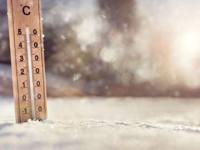 متحدہ عرب امارات میں 3 دن بارشوں کے بعد درجہ حرارت منفی ہوگیا