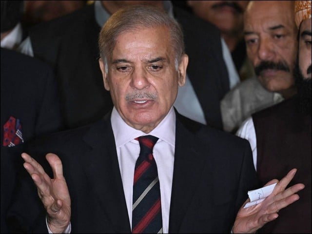 ملک کی خاطر اشرافیہ اور اہل ثروت طبقے کو بھی قربانی دینی ہوگی، وزیراعظم