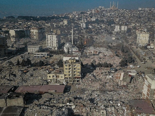 ترکیہ، شام زلزلے میں اموات 40 ہزاراور نقصان 84 ارب ڈالر سے زائد؛ 70 لاکھ بچے متاثر