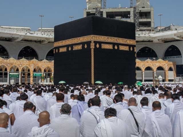 رمضان المبارک میں ایک سے زیادہ عمرہ ادا کرنے پر پابندی عائد