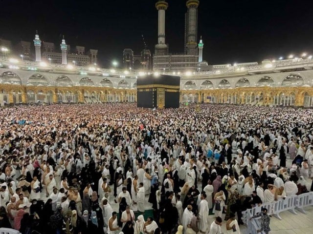 رمضان کے 21 روز میں مسجد الحرام میں دو کروڑ سے زائد افراد کی آمد