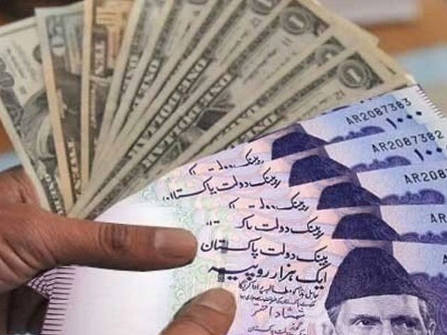 انٹربینک مارکیٹ میں ڈالر کی قدر میں معمولی اضافہ