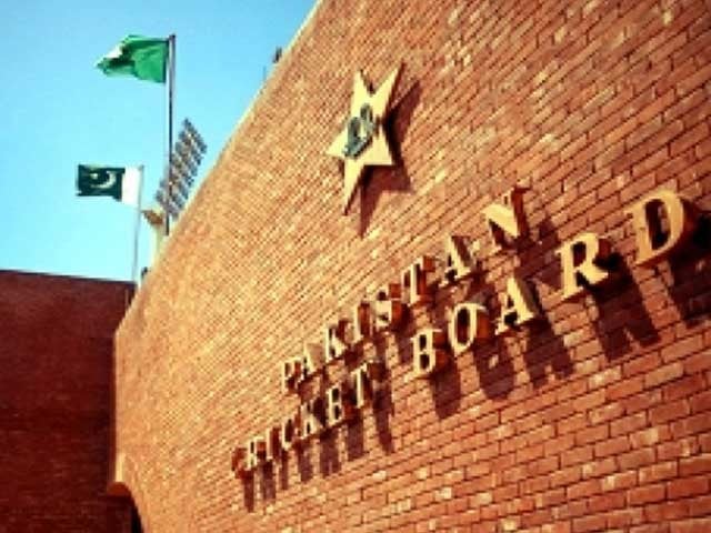حکومت کی پی سی بی منیجمنٹ کمیٹی کو کام جاری رکھنے کی ہدایت