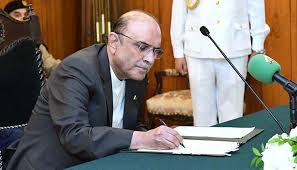 صدر مملکت نے پریکٹس اینڈ پروسیجر آرڈیننس پر دستخط کر دیے