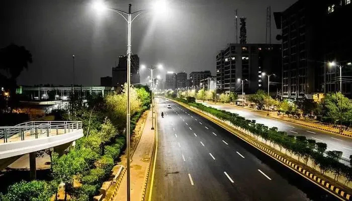 شاہراہ فیصل آج رات سے بند، شہریوں کو متبادل راستے اختیار کرنے کی ہدایت