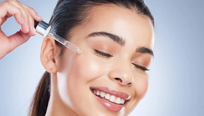 سردیوں میں جلد کی خوبصورتی کو بڑھانے کیلئے کون سے سیرم کا استعمال کرنا چاہیے؟