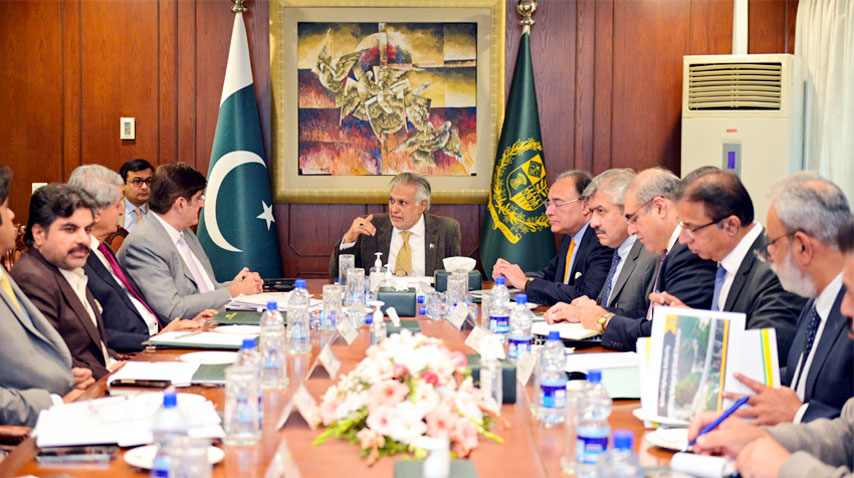 اسحاق ڈار کی وزیراعلیٰ سندھ کو فنڈز کی بروقت فراہمی کی یقین دہانی