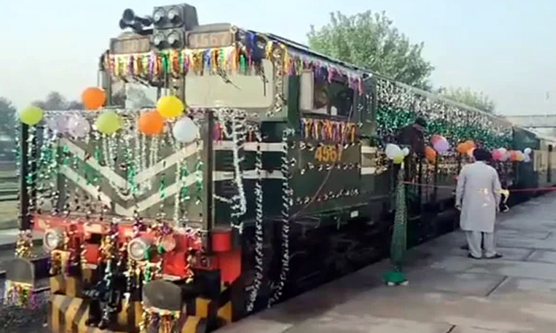 جعفر ایکسپریس 16 روز بعد بحال، پشاور سے کوئٹہ کے لئے روانہ