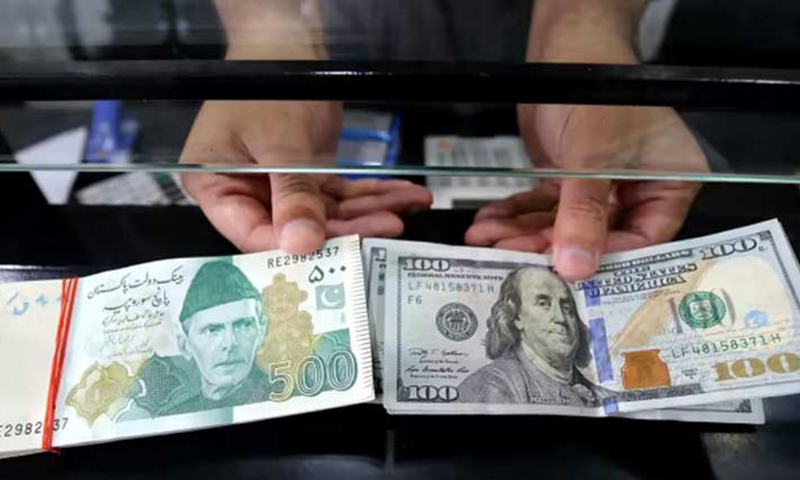 انٹربینک میں ڈالر کی قیمت میں معمولی کمی