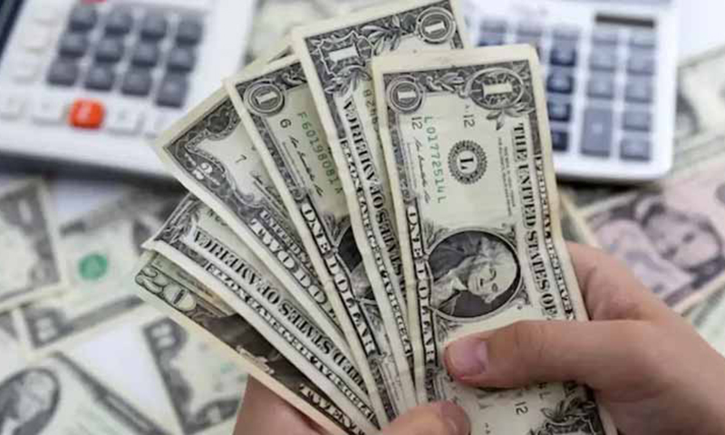 روپیہ مستحکم، انٹربینک میں ڈالر مزید 3 پیسے سستا