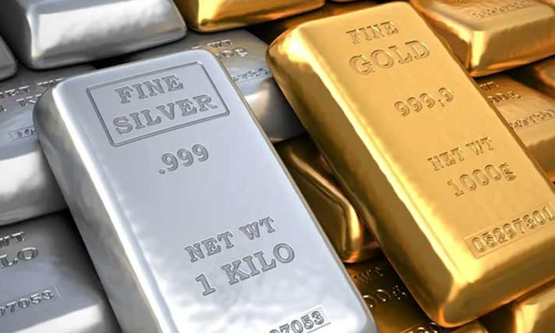 سونا ہزاروں روپے سستا، چاندی کی قیمت تاریخ کی بلند ترین سطح پر پہنچ گئی