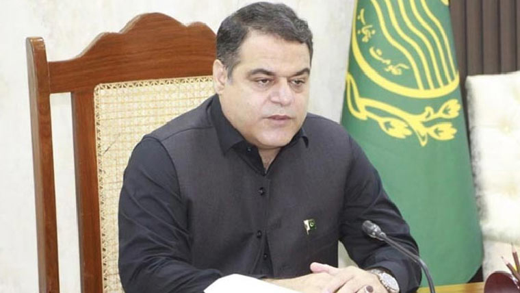 مہنگی اشیا بیچنے پر 3دکاندار گرفتار، 3لاکھ سے زائد جرمانے چوبیس گھنٹوں میں 33ہزار 784معائنہ جات، ایک دکان سیلقیمتوں میں استحکام اولین ترجیح، خلاف ورزی پر کارروائی ہوگی،کمشنر