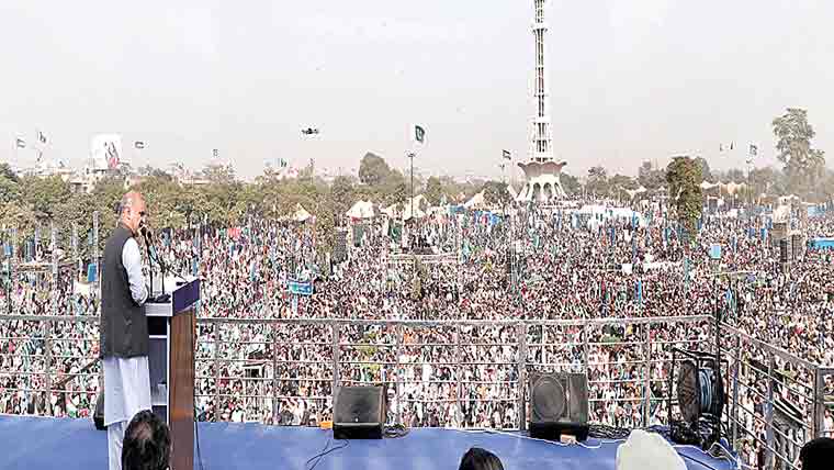 جماعت اسلامی کا 26اور 27ویں ترامیم کیخلاف تحریک چلانے کا اعلان ٹی ایل پی پر پابندی ہونی چاہئے نہ سیاسی بنیاد پر عمران کو جیل میں رکھیں :حافظ نعیم مقامی حکومتوں کواختیارات دئیے جائیں، جلسے ، دھرنے دینگے : اجتماع سے خطاب
