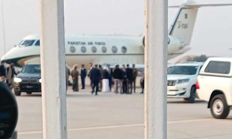وزیراعظم شہباز شریف مختصر دورہ پر رحیم یار خان پہنچ گئے